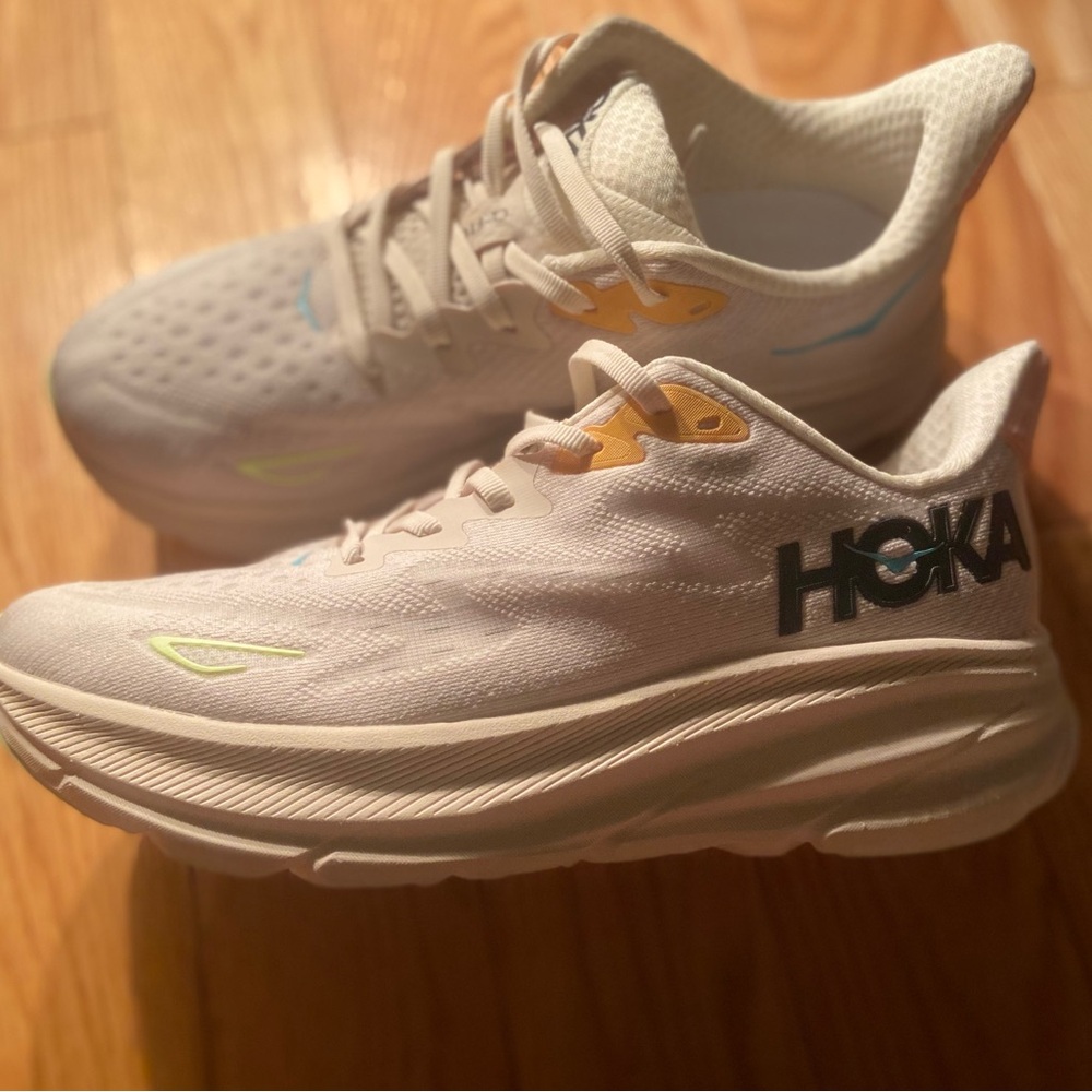Hoka One One Clifton 9 Running Shoes